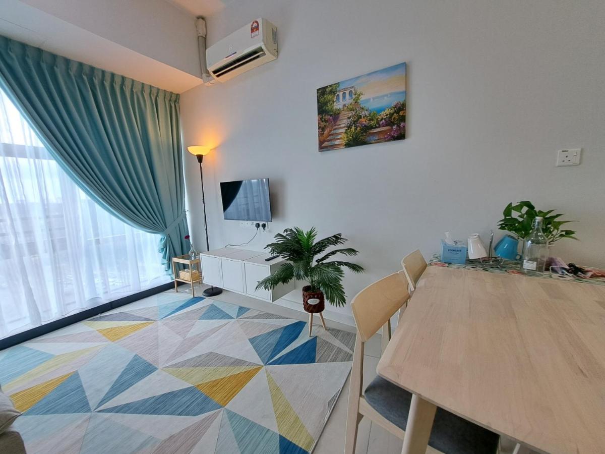Cozy Home Country Garden At Dangabay Of Jb, Free Wifi And Streaming جوهر بهرو المظهر الخارجي الصورة